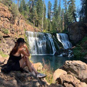 Christina Pascucci Instagram - The average lifespan in the U.S. has actually FALLEN to 76, so middle age for many is not 50. It’s 38. Reading that shook me. And it’s why I’m especially grateful for reset moments like these. It’s so important to get out of your environment, away from the noise, and back to yourself. It’s an opportunity for a check in— are you living your why? Have you thought about what that why is? Are your thoughts, words, and actions aligned with creating that? 

I’m so grateful for our trip to Mount Shasta and the sacred lands there that are protected thanks to the 1984 California Wilderness Act and others before it. We need to protect as much of our nature as possible. It’s what helps us remember who we are ❤️