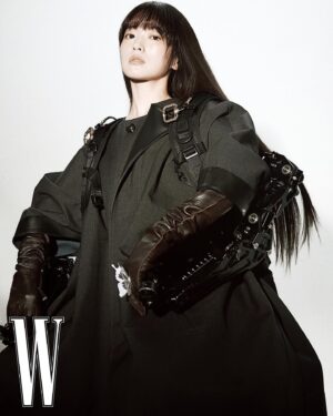 Chun Woo-hee Instagram - @wkorea 
@netflixkr 
@tods