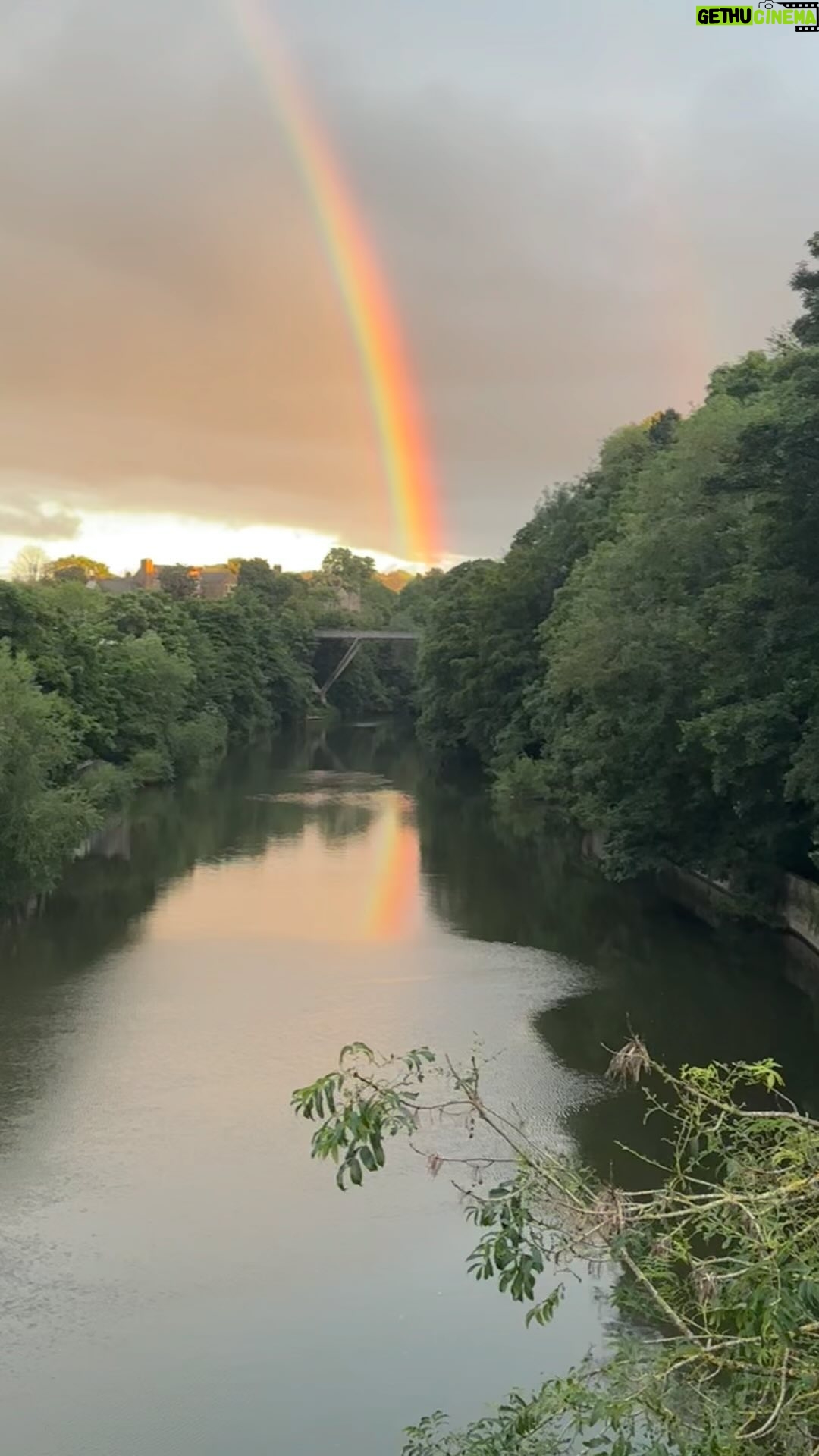 Clare Waight Keller - 2K Likes - It all went so fast………. what a beautiful summer…….. Starting off with graduation from Durham University, Amelia we are so proud of you 🫶🏼👏🏼 then to USA 🇺🇸 hiking in the big sky country of the Wyoming wilderness it was awe inspiring, first time at the rodeo so much fun, then to my forever favourite city in America San Francisco the light, the hills, the epic futuristic cars and taxis, finally to the Redwood forests and then ending in the desert 🧡🧡 loved it 🧡🧡