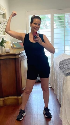 Constance Marie Instagram - This last Monday was my 59th bday.
✨💪🏽✨
This year, I gave myself the gift of “Doing Nothing”
I kept it simple. Just me, my little & a picnic.
And 
IT. WAS. MAGICAL.
✨
I stayed off social media.
I was with myself.
My own thoughts.
My own inner vibe.
And,
I realized… this last trip around the sun, has been a tricky one. There were SO many ups and downs, but you know what?
I fall down and then I learn a lesson.
I take a moment, I feel the feels, I dust myself off and,
I. KEEP. GOING.
Keep believing!
Keep doing!
Keep moving forward.
✨
And for that ability,
I.
Am.
So.
Grateful.
✨🙏🏽✨

I want to THANK EVERYONE for all their positive words,
gestures and wishes.
They mean so much to me.
✨🙏🏽✨
I will take them all and hold them close to my heart.
✨💕✨

#HappyBirthday #happybirthdaytome #virgo #BerryCake #yum @sweetladyjanecakeshop #Thursday #Gratitude #ThankfulThursday #KeepItSimple #Thankful #ThankYou