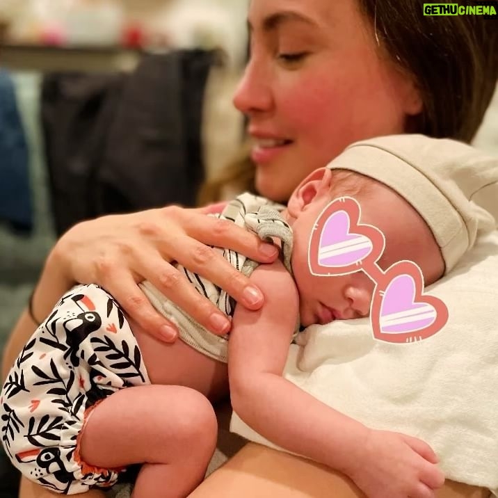 Courtney Ford - 12.1K Likes - Presenting my new niece!
Queen Preciosa Furiosa! First of her (nick)name. Born a leo/dragon like her cousin before her. Ruler of the Valley AND Westside Kingdoms. Bend the knee! ⚔️
