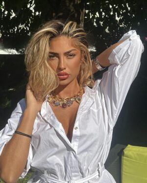 Cynthia Makhoul Instagram - Revenge 😈 
MakeUp by : @flawless_byfrh 💄