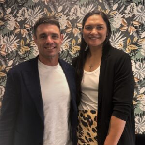 Dame Valerie Adams Instagram - Panel time with the legend @dancarter_  for @onenewzealandofficial . Thanks for having us team 👍🏽💫
@halosportnz