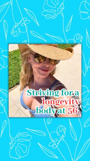 Darnell Cox Instagram - Are you a midlife woman who is wanting to Feel, Function & Look your best?

 💪Strive for a BODY BUILT FOR LONGEVITY because optimal health is beautiful no matter how it looks in a bikini!👙 

🤩I love helping women make simple, small lifestyle changes to increase their health span and look younger on the outside too! 

☀️ As a healthy aging coach and gerontologist, here is HOW YOU CAN WORK WITH ME:

👉Subscribe to the Live Young Instagram Club! 

🤗I chat with my subscribers, and they get exclusive content!

👉Work with me 1:1 

📲DM me or Comment “COACHING” to book a 1:1 session with me, and let’s get you feeling, functioning, and looking your best at every age.✨

👉Join me at the Live Young Retreat

The presale is officially OPEN!
📲DM me or Comment “RETREAT” to secure your spot and the Live Young Retreat! 🎉🙌🏼 

#LookYoungerLonger #FitOver50 #HealthyAging #50Plus #Over30 #40Plus #LongevityBody #Over30Club #30Plus