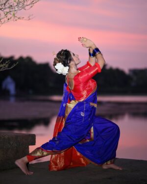 Debjani Deghuria Instagram - ⁠ ⁠”In every battle, we find our inner strength. Jaykara to our divine inspiration”

⁠ ⁠"Jaykara to the Almighty! Jaykara to our guiding light . 

.⁠ ⁠"May the power of the divine be with us. Jaykara, Lord, give us courage to face life's battles" …. Seeking blessings from the divine hands that shape our destiny. 
🙏🏻❤️🧿 "Karma is the law of the universe, live by it. 
Create your own destiny with good karma. Biswa Karma Puja" 🌷🙏🏻🫶🏻