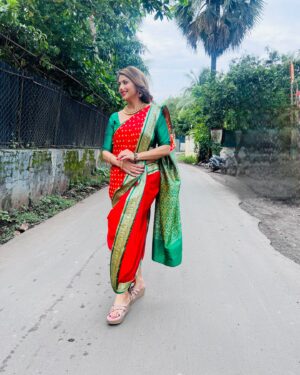 Deepali Pansare Instagram - ✨✨✨
P.C @rutwiktalwalkar 
Styled by @devika_manjrekar 

[being Rohini ] [lakshmichya pavalani] [star pravah]