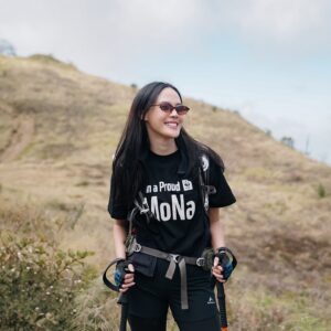 Della Dartyan Instagram - Cahaya bintang yang gemerlap jadi pengingat kalau alam itu indah dan perlu kita jaga.  Dari puncak Gunung Prau, aku semakin yakin kalau kita harus terus berjuang untuk melindungi bumi.

Sebagai Members of Nature, aku punya tanggung jawab untuk menginspirasi orang lain agar lebih peduli terhadap lingkungan.

Yuk, kita sama-sama jadi bagian dari solusi, bukan masalah. Jadi Members of Nature sekarang juga!

#togetherpossible