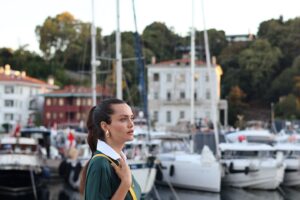 Deniz Durmaz Instagram - Which one? Tarafını seç bebek😎