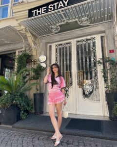 Actress Derya Pınar Ak HD Instagram Photos and Wallpapers August 2024