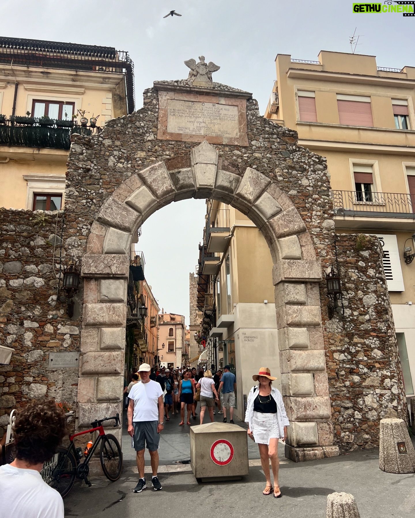 Diana Pereira - 1.3K Likes - Beautiful day …. A very beautiful city…