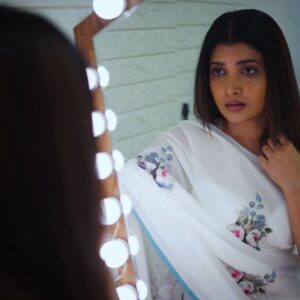 Actress Divya Prabha HD Instagram Photos and Wallpapers September 2024