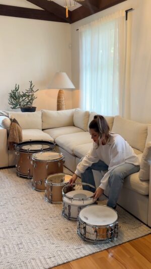 Domino Santantonio Instagram - Time for a refresh ⏰🥁 No better feeling than new @remopercussion drum heads before heading back to the TV show set for a new season 😍📺 Can’t wait for you to hear the sound of this @ludwigdrumshq kit 🤛🏼

Here’s the setup:

Kick 22” Emperor SMT Clear
Floor 16” Emperor Clear
Tom 13” Emperor Clear
Snare 14” Controlled Sound Coated
Snare 14” Powerstroke 77 Coated

Now time to pack and go to the set!! 😉👋🏼

#drums #drumhead #drummer #remo #remopercussion #ludwig #ludwigdrums #gear #bts #refresh #vicfirth #batterie #batteur #baterista #drumlife