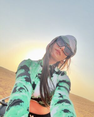 Drishti Thakur Instagram - Riding the waves of the desert dunes🏄‍♂️✨ #DesertSafari