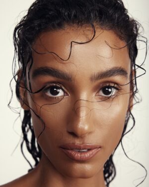 Eden Saban Instagram - NEW COVER FOR @laishamag 
With my flawless team I LOVE U GUYS 
📷 @shaifranco 
Styling @tom_rozilio 
MU @asafbabo 
HAIR @ortseiri 
🥰♥️🧚🏽‍♀️