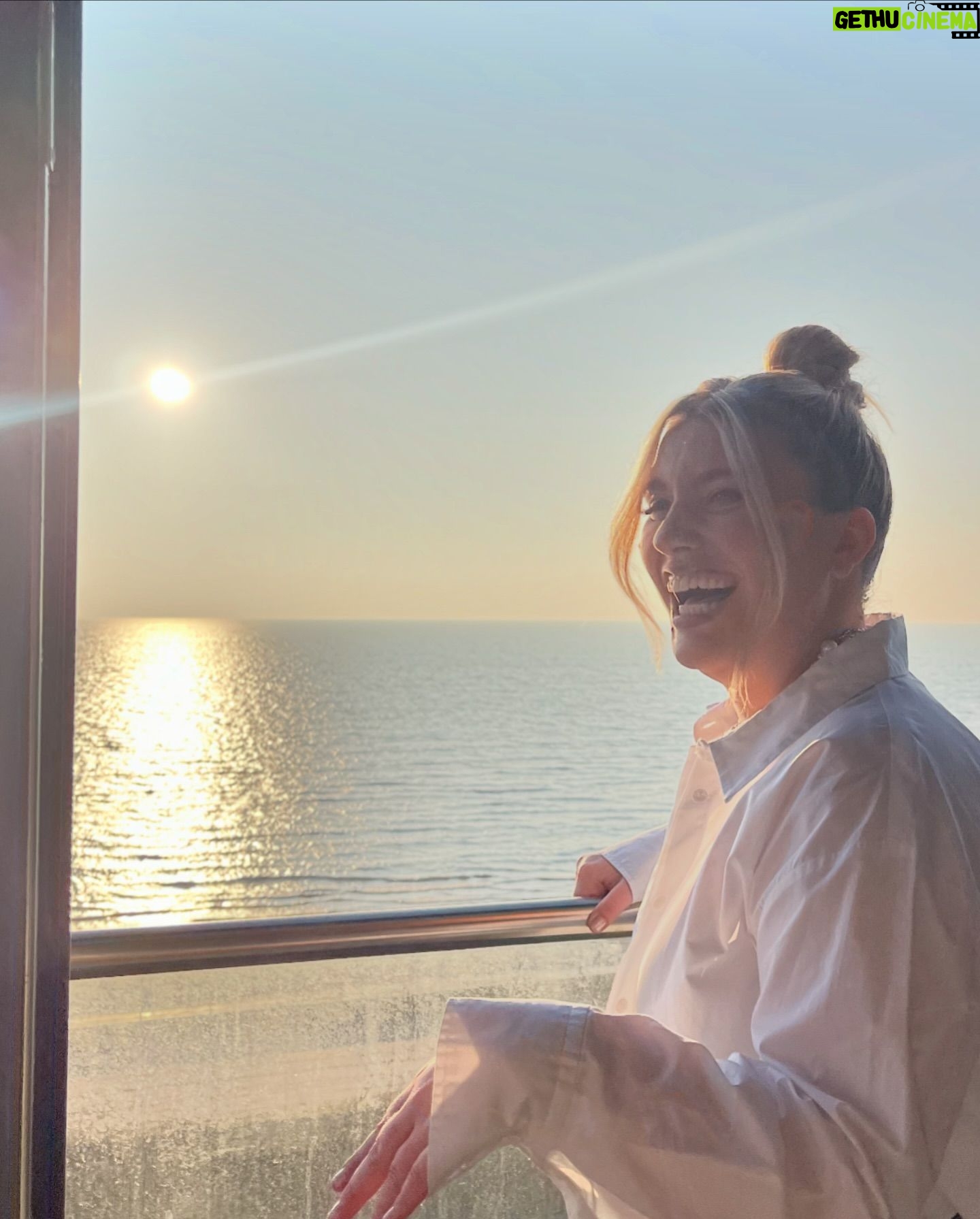 Ella Henderson - 3.8K Likes - BLACKPOOL 🖤 … it’s giving golden hour, dirty windows, tractor & tower 🚜🗼 … Very DEMUREEEE … xxx E x