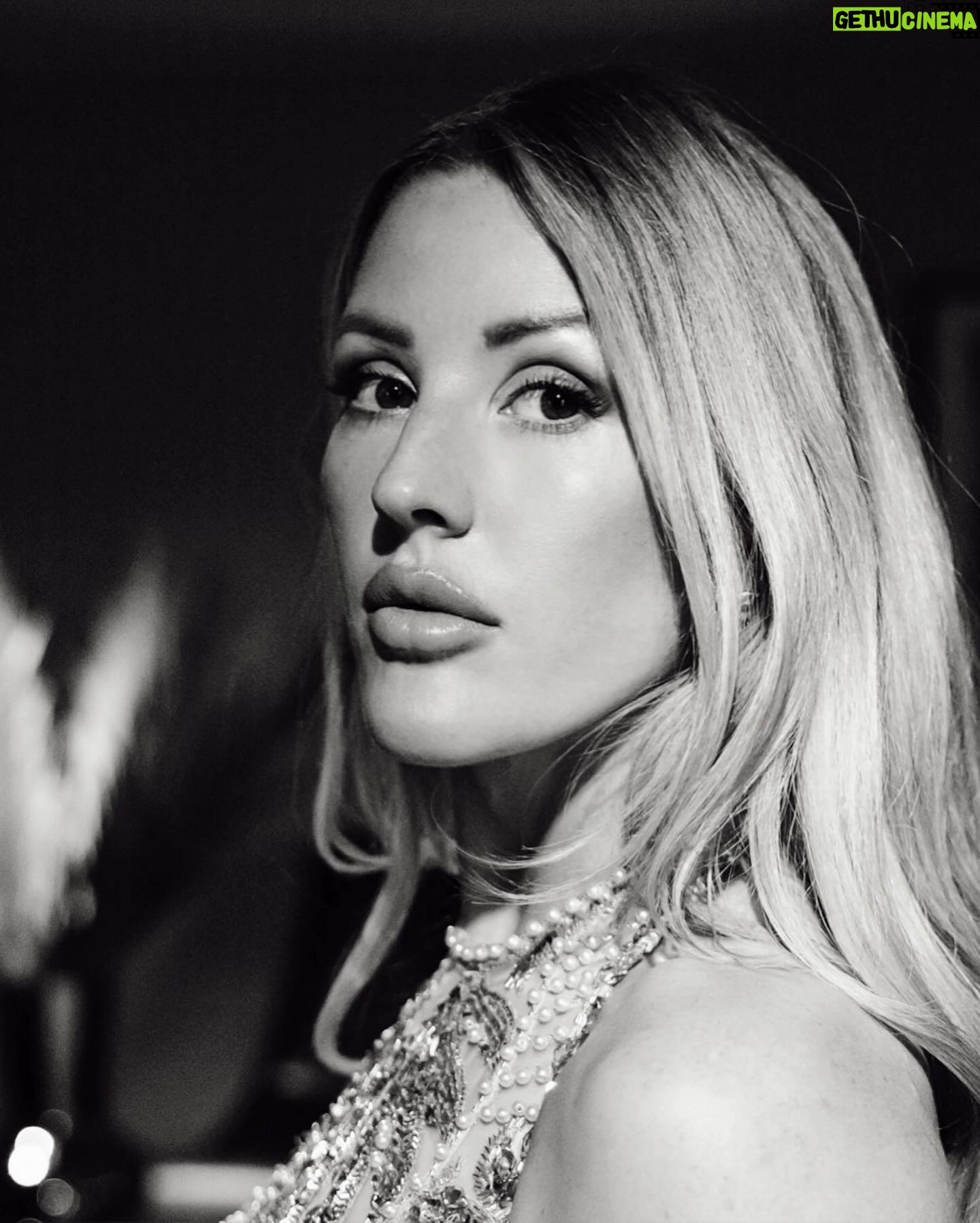 Ellie Goulding - 105.1K Likes - Extremely grateful and overwhelmed to receive The Perfect World Foundation Award this year in Gothenburg. To follow in the footsteps of some of my heroes, Sylvia Earl, Sir David Attenborough and Doctor Jane Goodall, is the biggest honour. Tack så mycket @tpw_foundation . The work they do for our Planet is phenomenal. We were so obsessed with this dress and the light in my room that we had to take some spicy shots 🤣🤍
📷 @petrabjorstad / @antonengblomphotography
Glam @mattiasstafsing / @patriklernberger
@zuhairmuradofficial @kyledevolle ❤️🔥❤️🔥