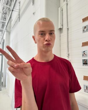 Eloise van Oranje Instagram - de show van @tessvanzalinge mogen lopen 🤍 je bent een prachtmens en wat je hebt neergezet samen met het hele team is niet normaal, een onvergetelijke ervaring.