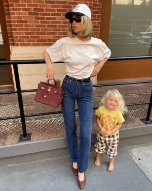 Elsa Hosk Instagram - Mommying around the city 🗽🍎❤️