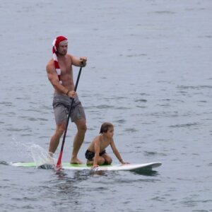 Elsa Pataky Instagram - Happy Father’s Day to the dad who does it all!! He is almost perfect!!! 😝 We love you soooo much! Hope all the dads had an amazing Father’s Day!