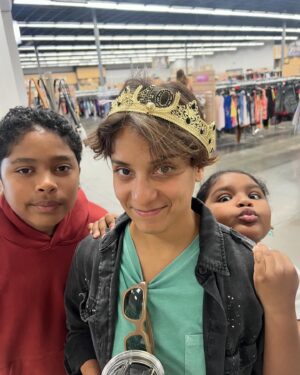 Emily Tarver Instagram - 🎶Do you rememba, the 21st night of Septemba?!🎶 Lordy, Lordy look who’s 40!!!! She is beauty - she IS GRACE. It’s been another transformative trip around the Sun for you and for us!! Knew we could do it babe, we made it through it babe! So proud of you and I just gotta share it. Love you to the “moon”(the moon is not real, it’s an alien satellite,  #disclosure)!!!!