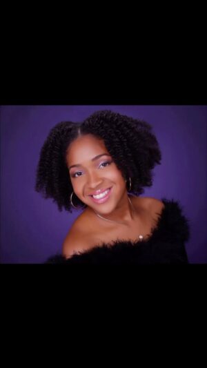 Erica Campbell Instagram - My first sweet niece!!!! Tina basically had her for us! it’s been a battle, but I have Auntie Rights🤣🤣🤣 @laiahcampbell I love you so much and I’m so proud of you happy 21st birthday. This went way too fast but I get to love you for the rest of my life.
You know, auntie Erica will always be here for you to love you and pray for you and help you grow! Happy happy birthday $LaiLo03  be a blessing to this beautiful girl