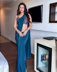 Actress Eshanya Maheshwari HD Photos and Wallpapers December 2024