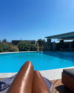 Eve Gale Instagram - last of summer 🦋