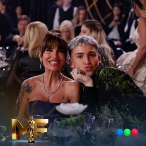 Florencia Peña Instagram - Primer plano de @flor_de_p y @juanoterook 🚀

Mirá los #MartinFierro en YouTube.com/@telefe 🤩