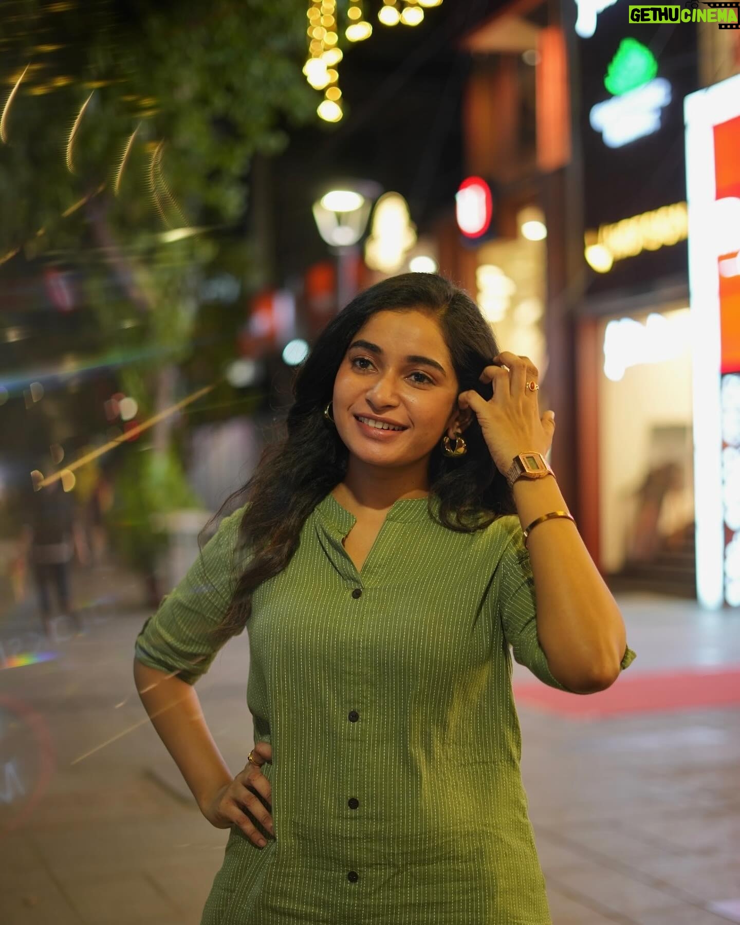 Fouzil Hidhaya - 38.3K Likes - Mama told me to post this pics 💕😶
📸: @portraitsbylokesh
#trending #instagood #instagram #insta #life #peace #instamood #instadaily