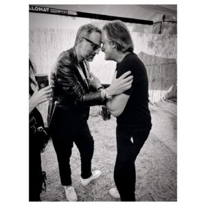 Frédérique Bel Instagram - this guy is a genius @jhnstrgsm 😎  #backstage #rock #rockenseine2024 .  @_ghinzu_❤️