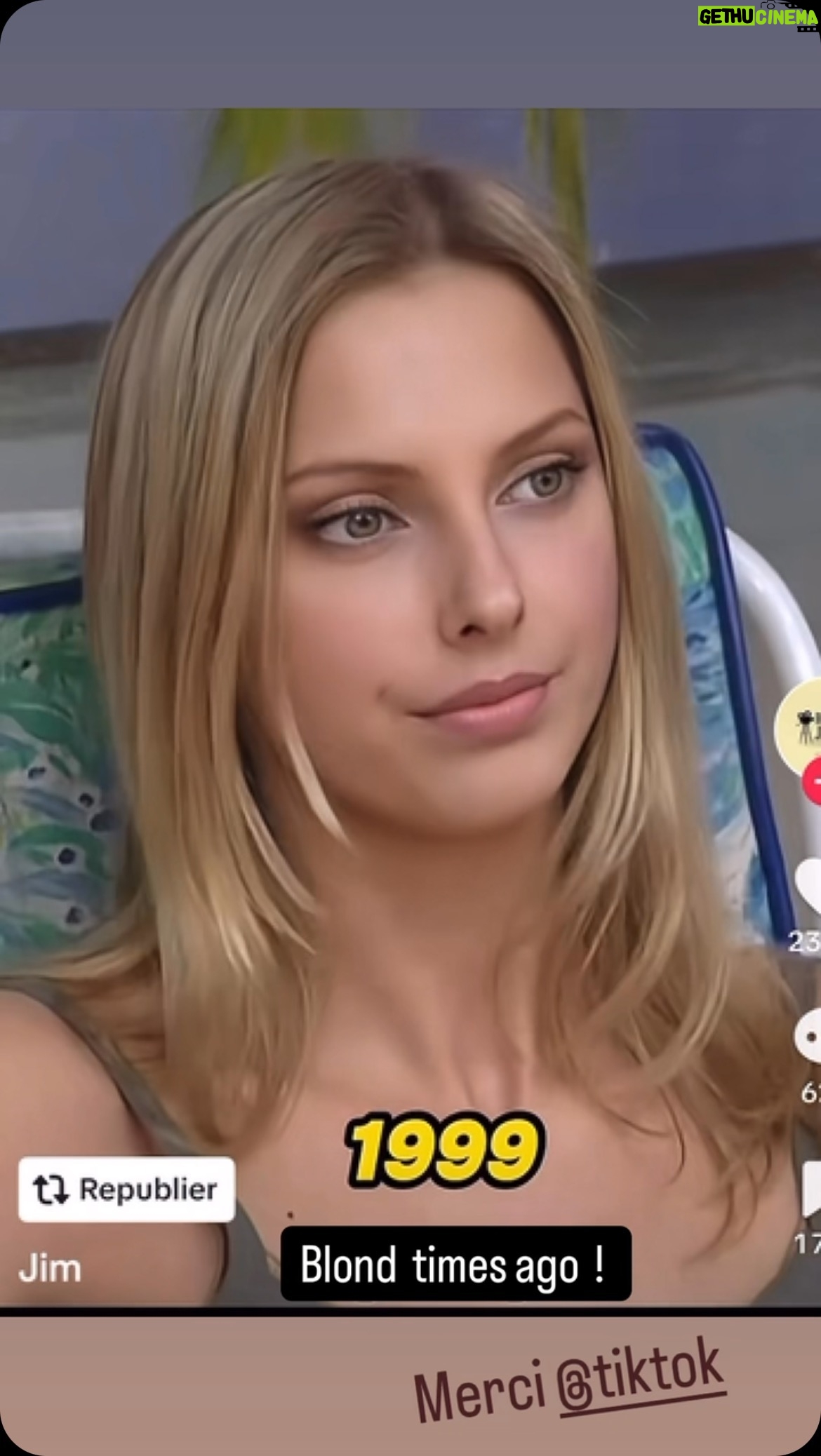 Frédérique Bel - 24.3K Likes - Merci TikTok, c’est très sympa. Après ils se sont un peu gouré sur les dates. Mais oui ma vraie couleur c’est le blond.😉 #blond