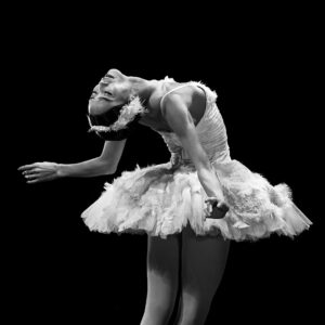 Fumi Kaneko Instagram - The Dying Swan 🩶

First time dancing this masterpiece, 4 performances altogether in Cape Town @artscapetheatre 🦢 each time found different feelings and emotions. I was really sad not to be dancing @vadimmuntagirovofficial first time creation we were working on together, but he still gives me the biggest inspiration and smiles even in a tough time 😇 

Really appreciate the love and warm support I felt from the audience. 🙏🌟✨💫 

And thank you @ruthsmithcreates for capturing these moments 🪽