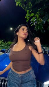 Actress Garima Chaurasia HD Photos and Wallpapers December 2024