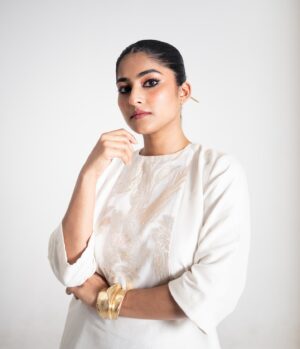Gayathri Ashok Instagram - Premiere ready 💙✨

Shot by @premsampaul 
Wearing @korvaiapparel 
Makeup & Hair @zara___makeover 
Styling @leah_palathinkal 

#footagemalayalammovie  #moviepremiere  #redcarpet