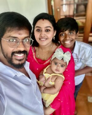 Gayathri Yuvraaj Instagram - “Happy Birthday to the love of my life! Your support and love make every day special. Here’s to many more wonderful years together love you ❤️ @yuvi_smart