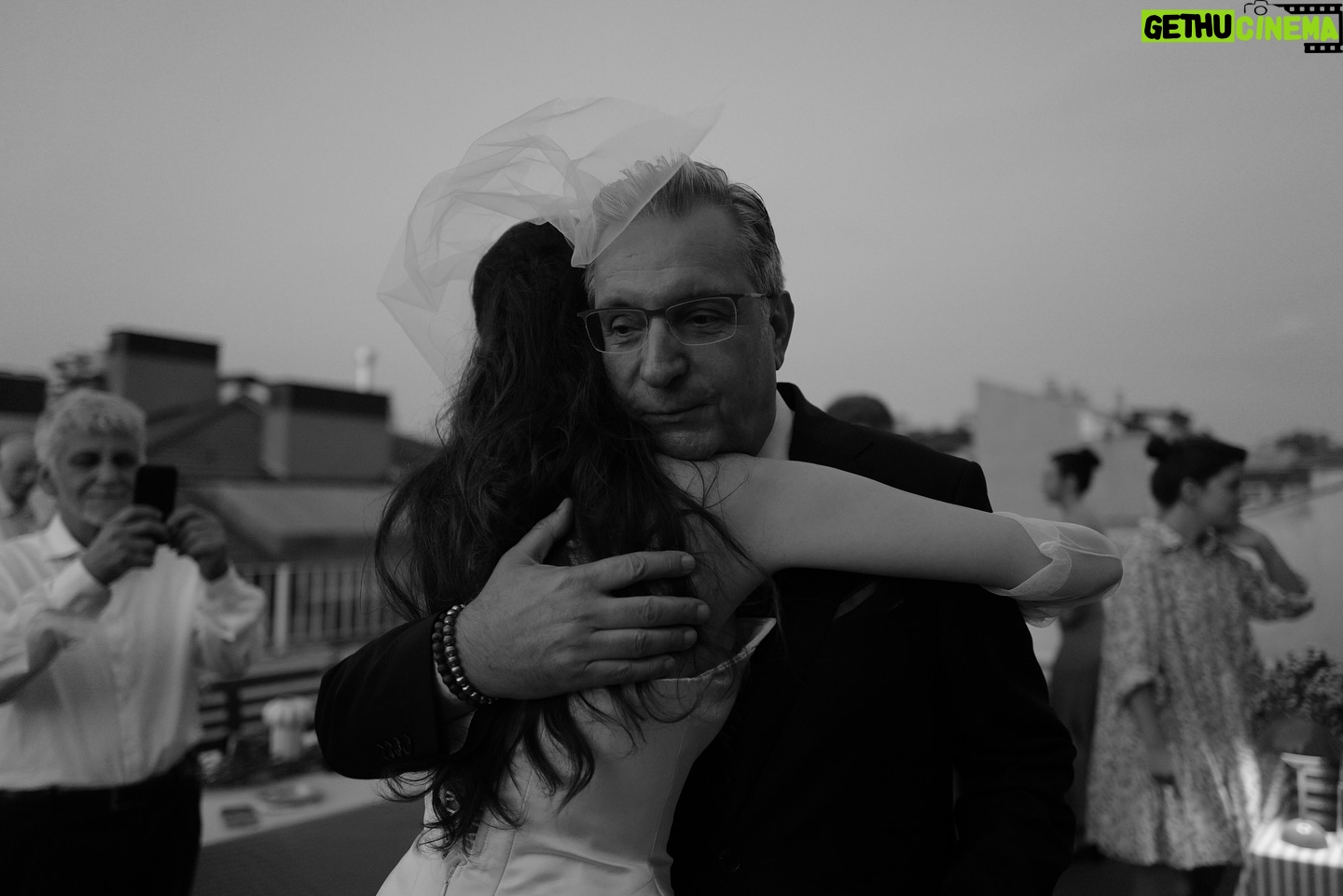 Gaye Su Akyol - 32.4K Likes - 01.09.2024 w. familyš«
imzagünü
šø @aylingungorphotography