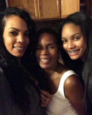 Gigi Maguire Instagram - Today makes 7 years since you took your last breath right in front of me.. and contrary to popular belief it in fact DOES NOT get easier with time.. continue to Rest In Paradise Queen B .. I love you Mommy