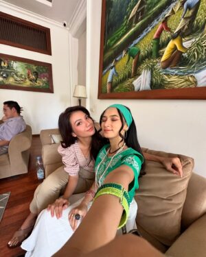 Girindra Kara Instagram - Perselfiean Puncak~
