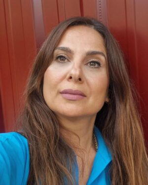 Goncagül Sunar Instagram - Yoruldum çirkinlik ve kötülükten..güzel şık berrak detayların huzuruna ihtiyaç var