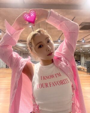 Gong Min-ji Instagram - 💖특.별✨