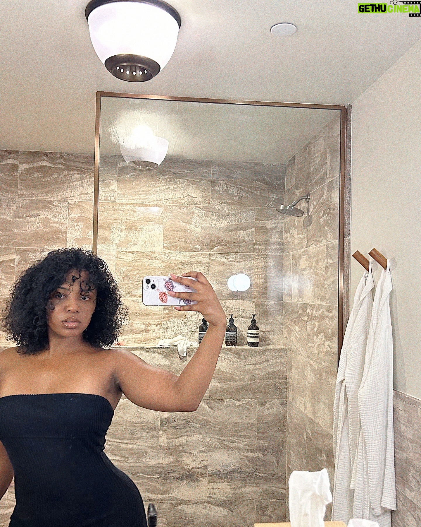 Hailey Kilgore - 3 Likes - Haaaiiiiiiuuuuurrrr