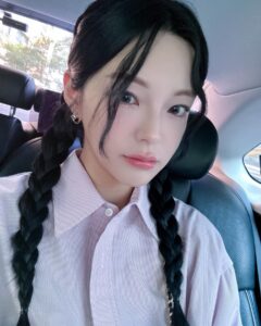 Actress Han Chae-kyung HD Instagram Photos and Wallpapers September 2024