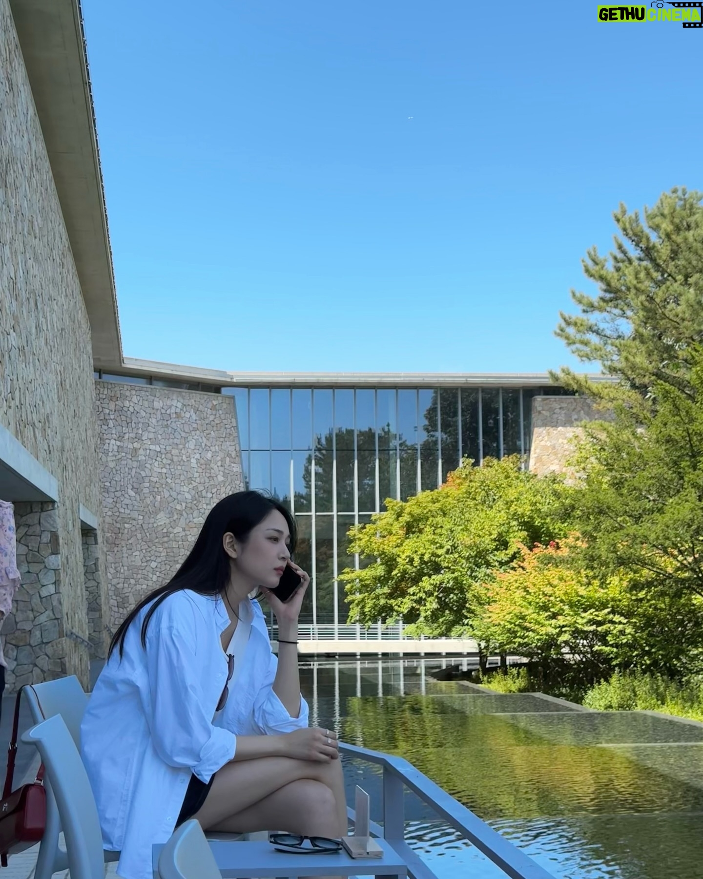 Han Jae-in - 8.9K Likes - 다들 즐추❤️🍁🍂🤎