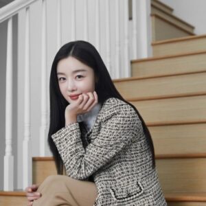 Actress Han Seon-hwa HD Instagram Photos and Wallpapers September 2024