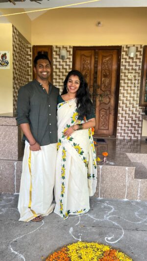 Haritha Nair Instagram - Get ready with us on our first onam😇

Set mund- @ar_handlooms_kuthampully