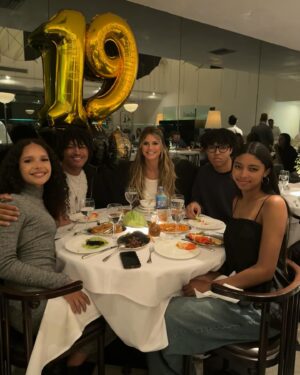 Heidi Klum Instagram - It’s a celebration 🥳❤️🥰
My pride and joy ❤️