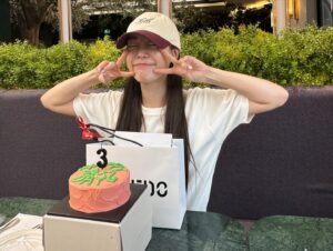 Heo Young-ji Instagram - Happy youngji's day with 94즈