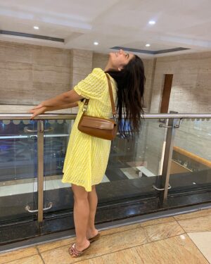 Hetal Gada Instagram - Happy kid when wearing @savana 💛

#HetalGada #Savana #SavanaCampusSquad