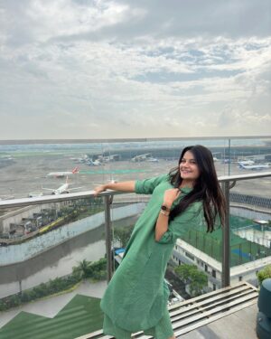 Hetal Gada Instagram - Amazing Food   Amazing View = Dil khush! 🤍

Thankyou @fairfieldbymarriottmumbai for having us on Onam brunch! 
Loved it there 🤍 

#HetalGada #Onam