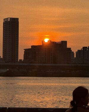 Hua Chen Instagram - 與世界交手的108歲🌅